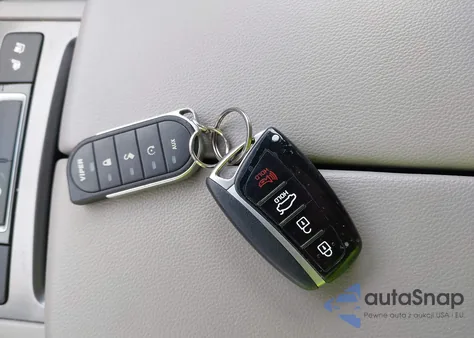 2016 Hyundai Genesis 3.8 from USA, damaged, VIN KMHGN4JE0GU121739